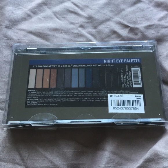 NWT - Macy’s Night Eye Palette - Picture 1 of 2